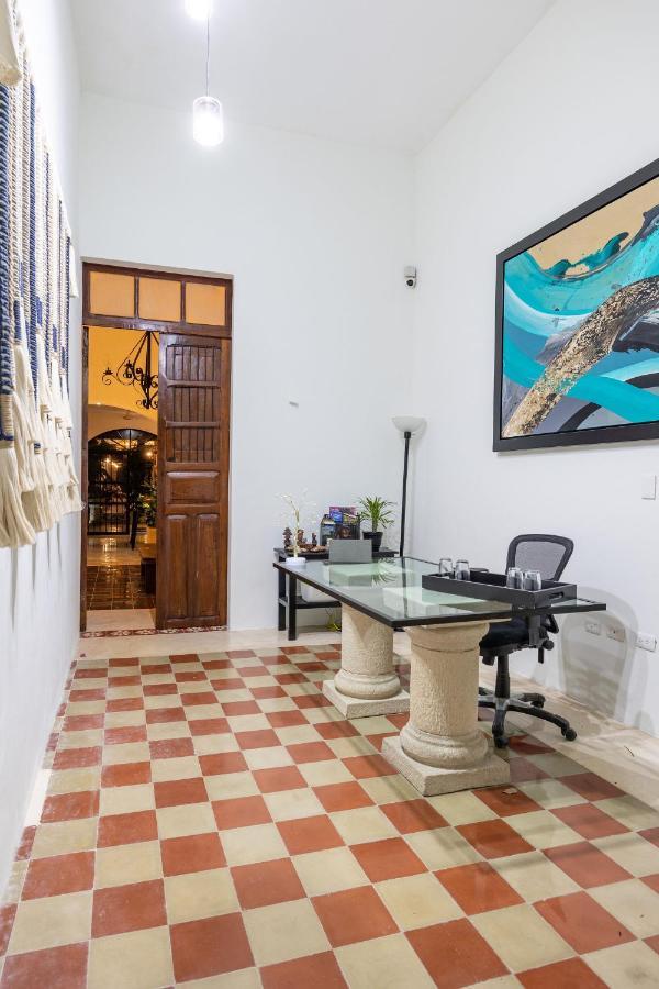 Casa Dos Lirios Hotel Boutique Mérida Buitenkant foto